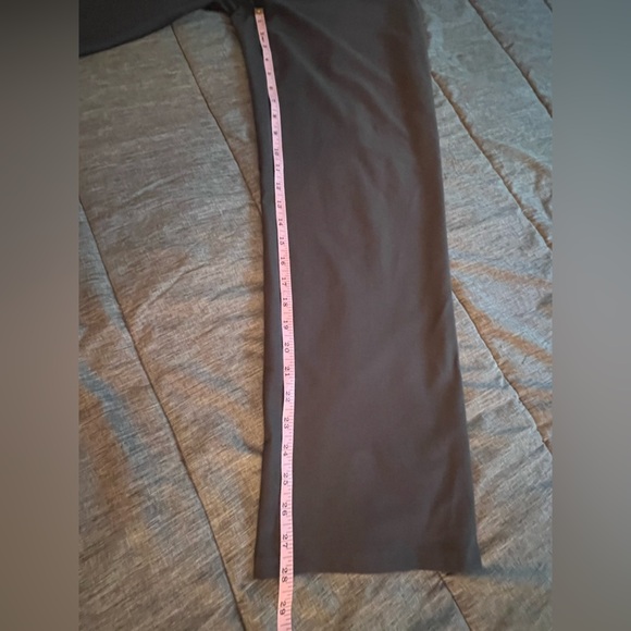 Eileen Fisher Gray Washable Stretch Crepe Straight Leg Ankle Pant size Medium - Picture 10 of 10